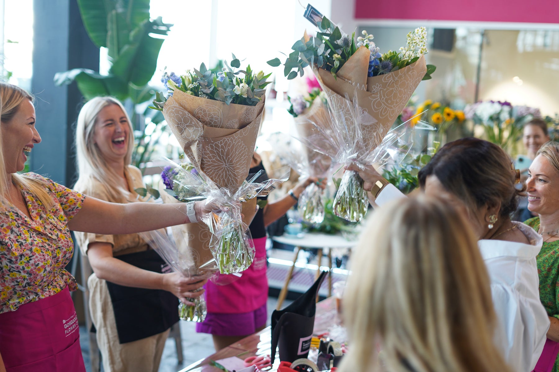 Flower arrangement workshop and morning of breakfast & bouquets at The Garden Concept.