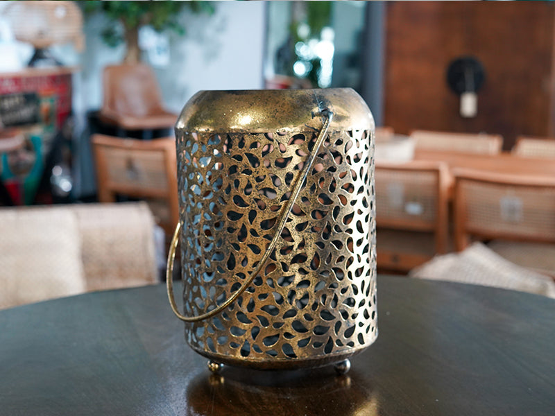 Mutali Lantern