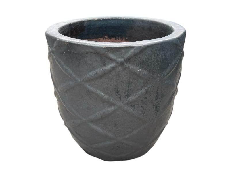 Criss-cross pot
