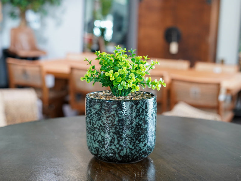 KP Potted Artificial Plant