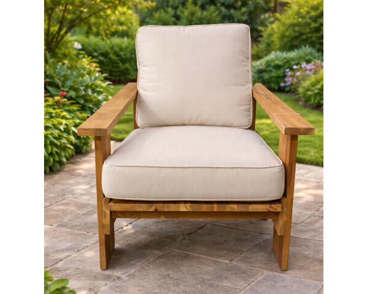 Leiko Armchair with cushion