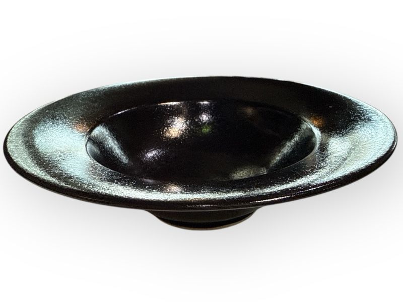 Deep Bowl Wide Rim