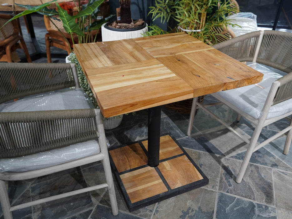 New York Bistro Table