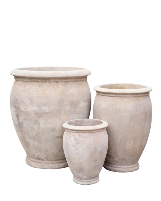 Meditteranean urn 30x30x39