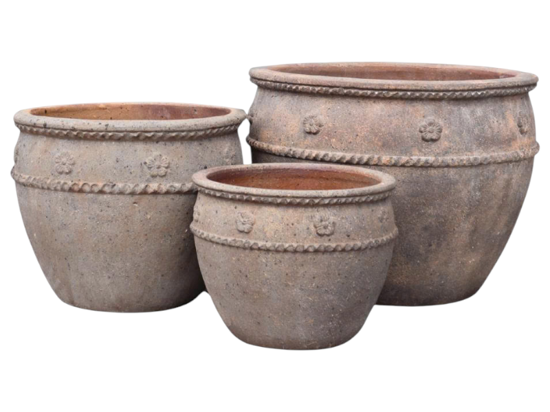 Riveted round pot 49x49x40