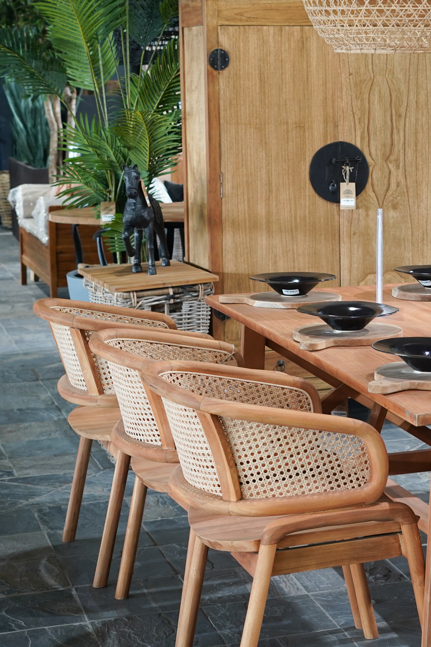 Premium Outdoor Garden & Patio Furniture
