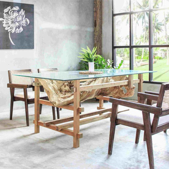 Fensunaga Dining Table